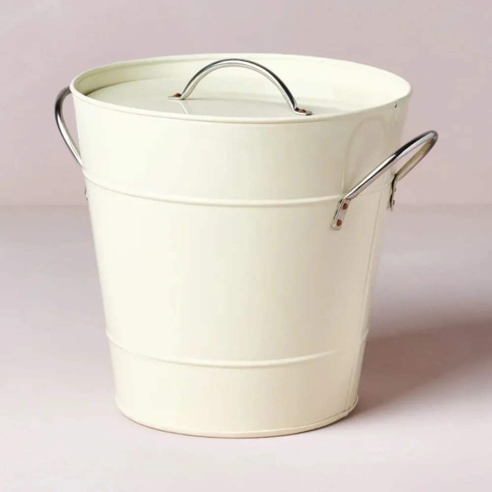 White Galvanize Ice Bucket With Lid and Scoop